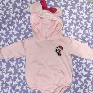 Infant Disney Minnie Mouse/aristocrat’s romper
